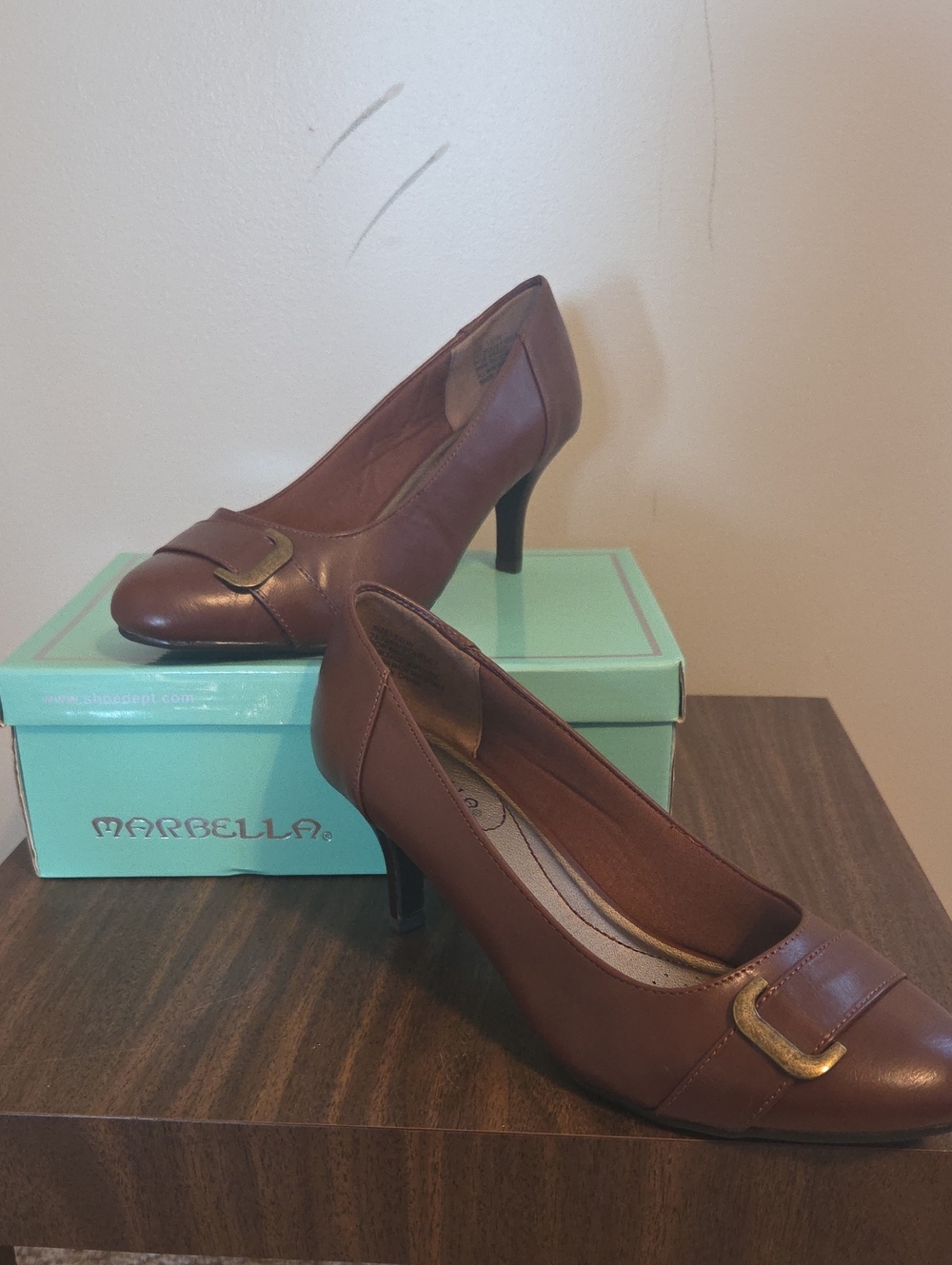 MARELLA Brown Leather Mid-Heel Pumps with Gold Buckle Accent